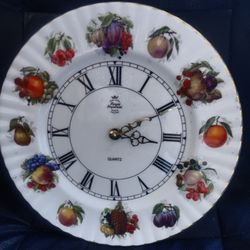Jewelry of Romance - Picture of the wall clock that was repaired.