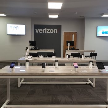Verizon - Mobile Phones Near Me - Port Clinton, Ohio
