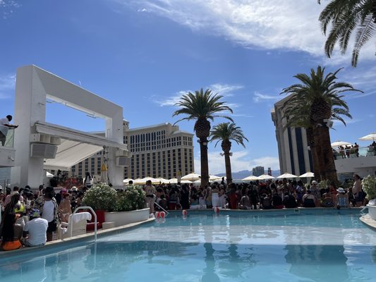 Drai's Beachclub & Nightclub by null