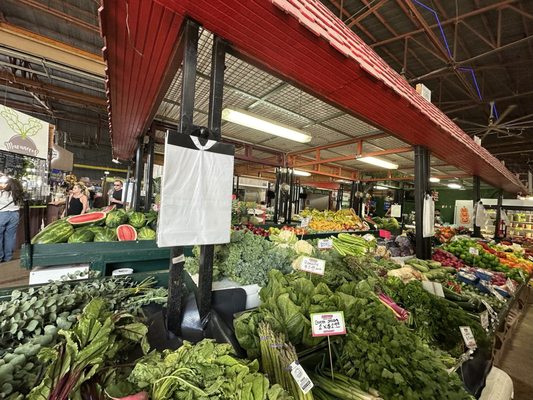 Yellow Green Farmers Market by null