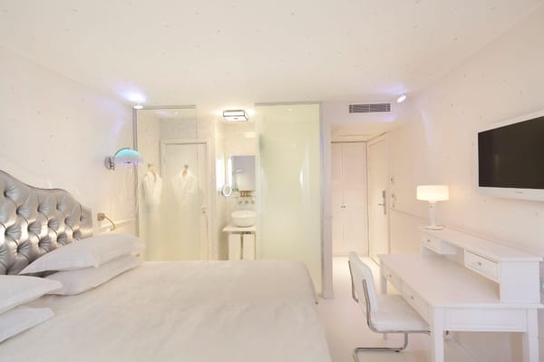 Le Petit Beaumarchais Hotel & Spa by null