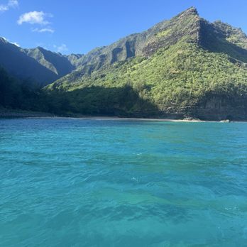 Na Pali Catamaran - Boat Charters Near Me - Hanalei, Hawaii