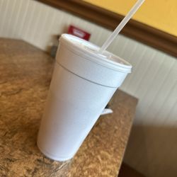 Stonington's Seafood - Sweet tea!