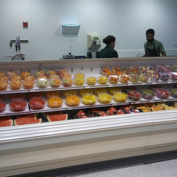 Publix - 10.30.2018 fantastic display of veggys on sale all fresh and cut. - Grocery Near Me - Jacksonville, Florida Publix - 10.30.2018 fantastic display of veggys on sale all fresh and cut. - Grocery Near Me - Jacksonville, Florida