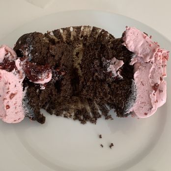 Manhattan Sweets Boutique Bakery - Bakeries Near Me - Islip, New York Manhattan Sweets Boutique Bakery - Bakeries Near Me - Islip, New York