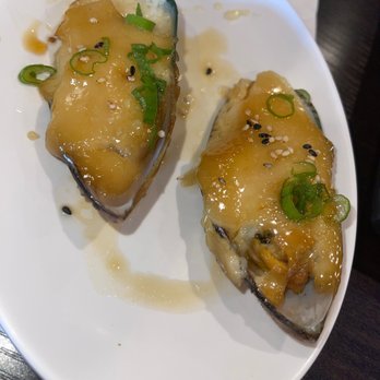 Show Sushi - Baked mussels - Sushi Bars Near Me - San Dimas, California