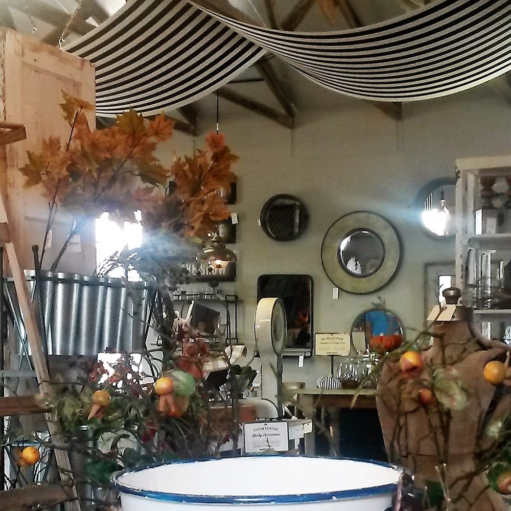 Leander Flea Market - Interior of one of the cooler shops. - Flea Markets Near Me - Leander, Texas Leander Flea Market - Interior of one of the cooler shops. - Flea Markets Near Me - Leander, Texas