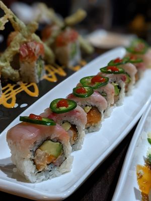 Star Sushi & Bar by null