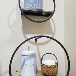 Natural Pet Outlet - Dog wash area