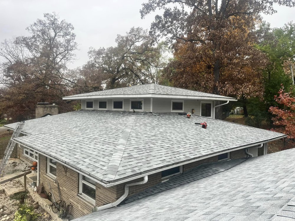 Slide of Archyk Roofing