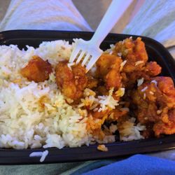 General tso chicken dry as a bone and burnt