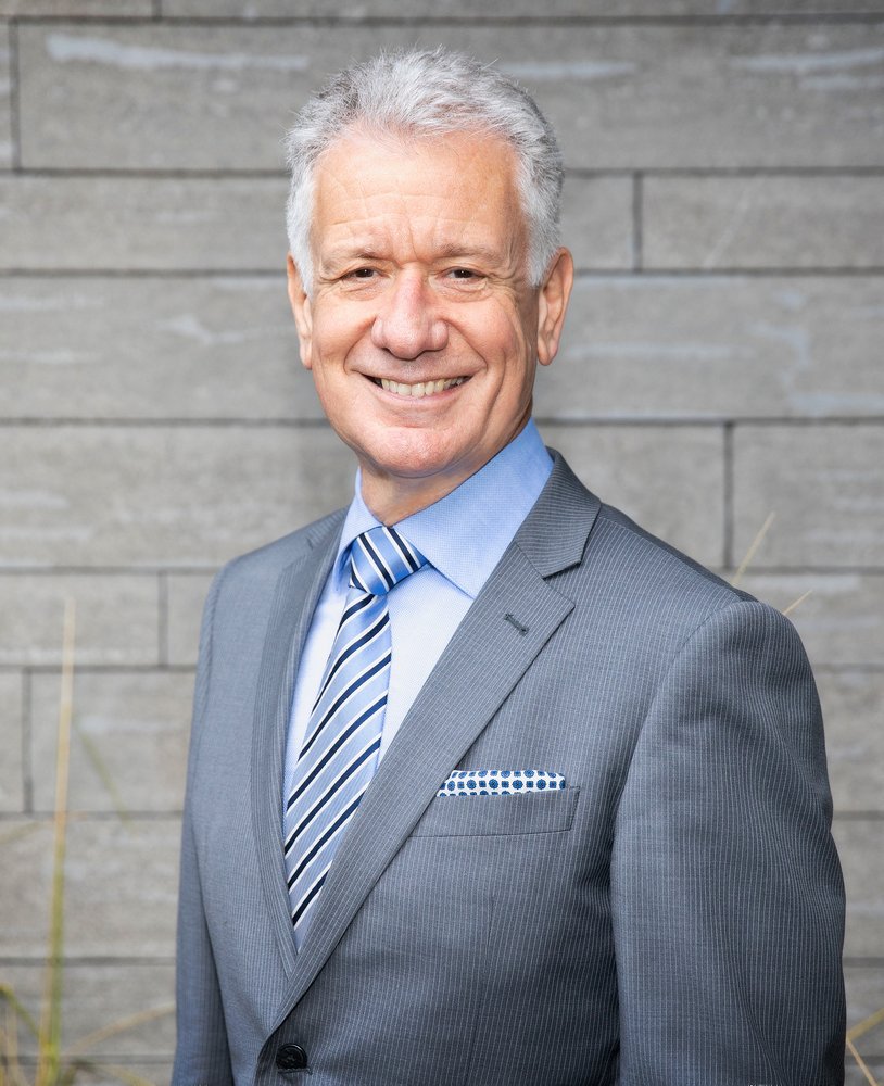 ATRIA REAL ESTATE 10 Photos Bay Street, Brighton Victoria