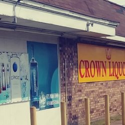 Crown Liquor Store - view of building