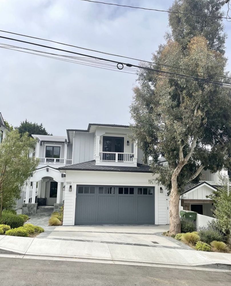 Slide of Integ Roof & Gutter