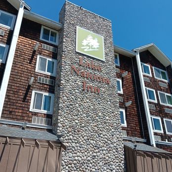 Lake Natoma Inn - Hotels Near Me - Folsom, California