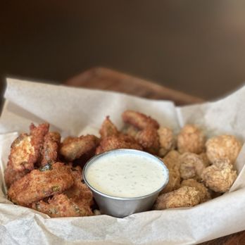 Snuffers - Fried Mushrooms Fried Pickles - Bars Near Me - Plano, Texas Snuffers - Fried Mushrooms Fried Pickles - Bars Near Me - Plano, Texas