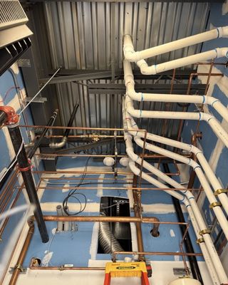 National Plumbing Tradespeople