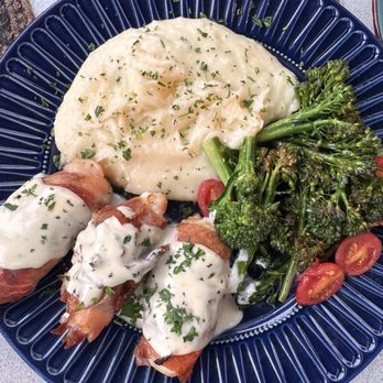 Nado Republic - Chicken dish special - Wine Bars Near Me - Coronado, California