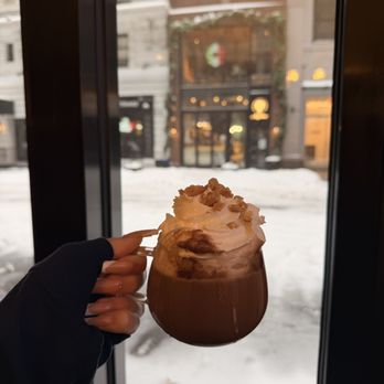 Aura D’Or - Cafes Near Me - New York, New York Aura D’Or - Cafes Near Me - New York, New York