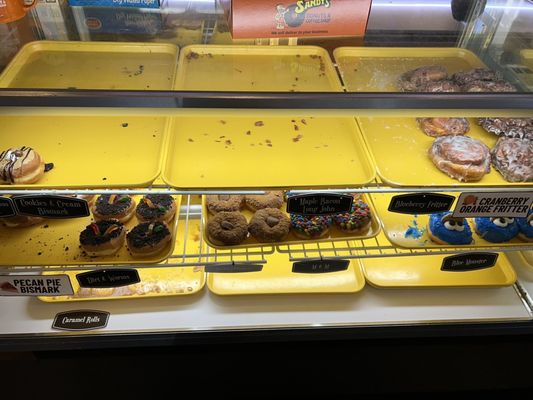 Sandy's Donuts by null