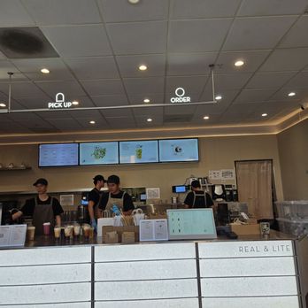 HEYTEA - counter - Bubble Tea Near Me - San Jose, California HEYTEA - counter - Bubble Tea Near Me - San Jose, California