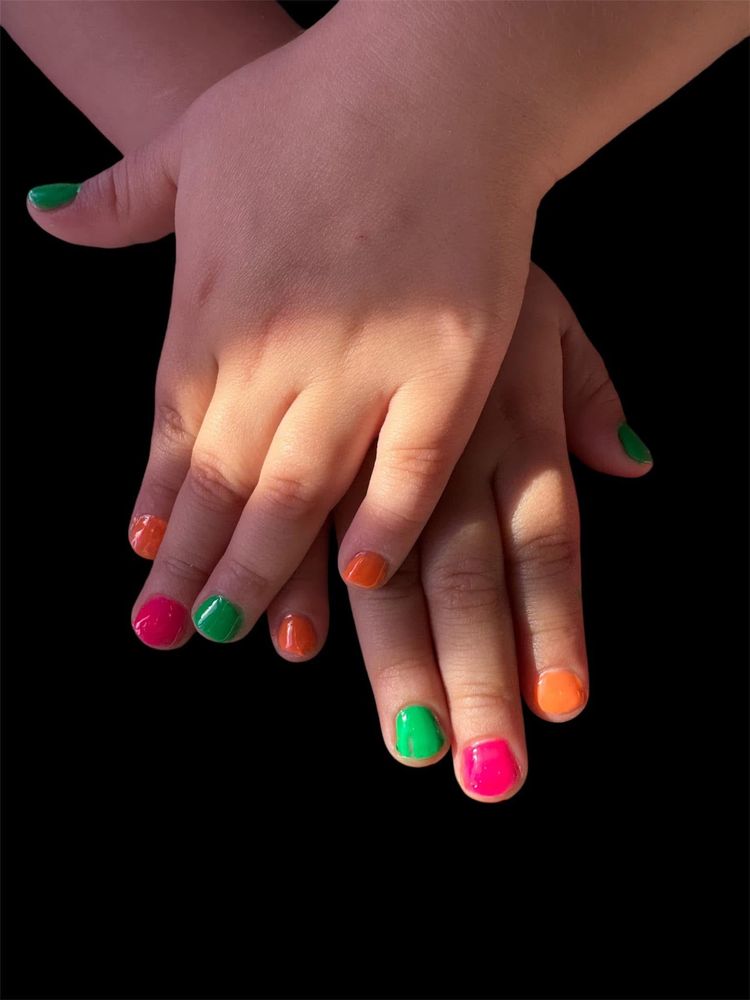 Glitz and Glamorous Beauty Hair and Nails Logo