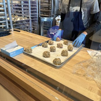 Levain Bakery - Bakeries Near Me - Los Angeles, California Levain Bakery - Bakeries Near Me - Los Angeles, California