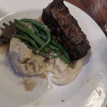 The Vista - Meatloaf and mashed potatoes - Bars Near Me - Greenville, South Carolina The Vista - Meatloaf and mashed potatoes - Bars Near Me - Greenville, South Carolina
