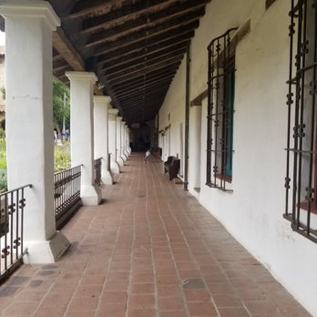 Mission Santa Barbara - Museums Near Me - Santa Barbara, California