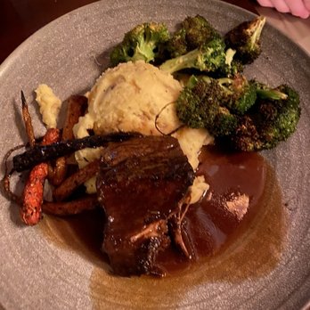 Cork & Barrel Craft Kitchen & Microbrewery - Short rib - Pubs Near Me - Round Rock, Texas