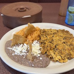 Juevos con chorizo