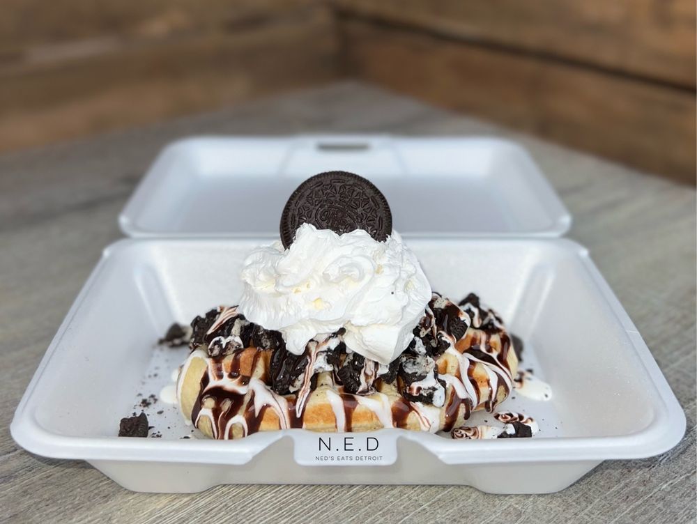Batter Up Waffle Logo