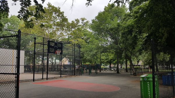 Herbert Von King Park by null