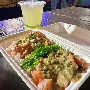 Five Star Poke - Ginger scallion miso salmon and spicy salmon (large) with the ginger lemonade - Poke Near Me - Honolulu, Hawaii