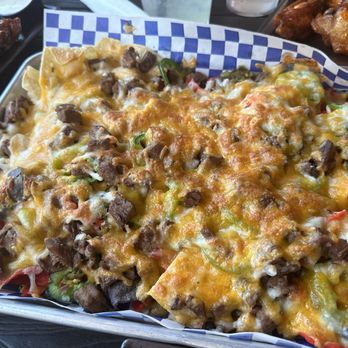 Ski Lift Lodge & Cabins - Nachos with carne asada - Lounges Near Me - Flagstaff, Arizona Ski Lift Lodge & Cabins - Nachos with carne asada - Lounges Near Me - Flagstaff, Arizona