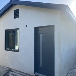 Exterior photo of Fresh Stucco Plastering Exterior photo of Fresh Stucco Plastering