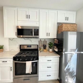 SoCal Cabinets and Floors - ADU new kitchen - General Contractors Near Me - Garden Grove, California SoCal Cabinets and Floors - ADU new kitchen - General Contractors Near Me - Garden Grove, California