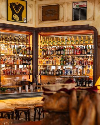 Le Diplomate by null