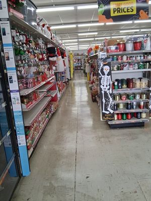 Dollar General by null