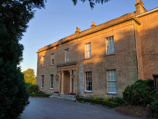 Bishopstrow Hotel & Spa by null