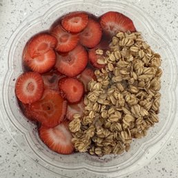 Traditional Acai Bowl (without banana). Traditional Acai Bowl (without banana).