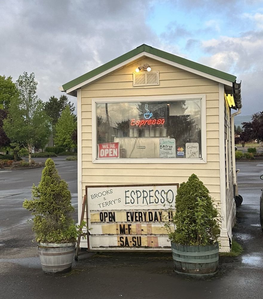 BROOKS AND TERRY’S EXPRESSO Updated June 2024 100 W Ellendale Ave