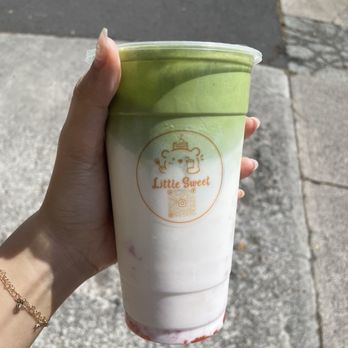 Little Sweet - Matcha Milk Strawberry w/ Mochi Topping - Bubble Tea Near Me - Honolulu, Hawaii Little Sweet - Matcha Milk Strawberry w/ Mochi Topping - Bubble Tea Near Me - Honolulu, Hawaii
