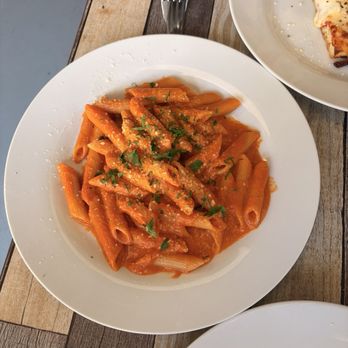 Caffe Italia - Vodka pasta - Coffee & Tea Near Me - Pasadena, California Caffe Italia - Vodka pasta - Coffee & Tea Near Me - Pasadena, California