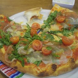 Rosso Peperoncino - Perfekte Pizza mit frischen, leckeren Zutaten, nicht überladen
