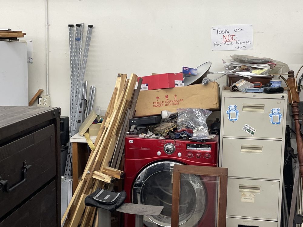 APRIL’S ANTIQUES & HOME FURNISHINGS Updated September 2024 19