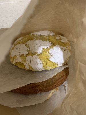 Moody Market & Provisions by null