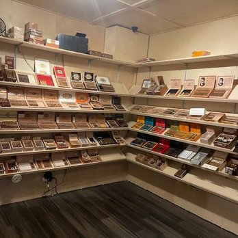 Low Side Cigar Lounge - Cigar Bars Near Me - Pahrump, Nevada Low Side Cigar Lounge - Cigar Bars Near Me - Pahrump, Nevada