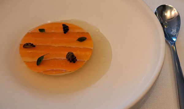 Restaurant Olo by null