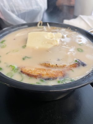 Tora Sushi & Ramen by null